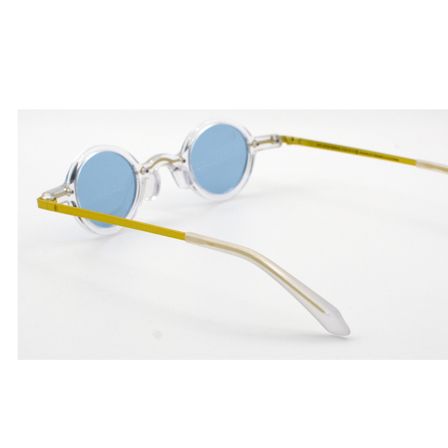 Freesbee Onyx Metal-Acetate Unisex Sunglasses with Tinted Photochromic Lenses