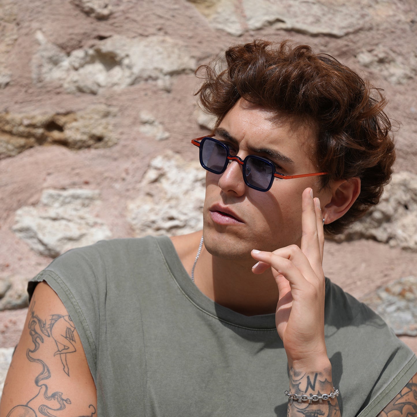 Freesbee Venice Metal-Acetate Unisex Sunglasses with Tinted Photochromic Lenses