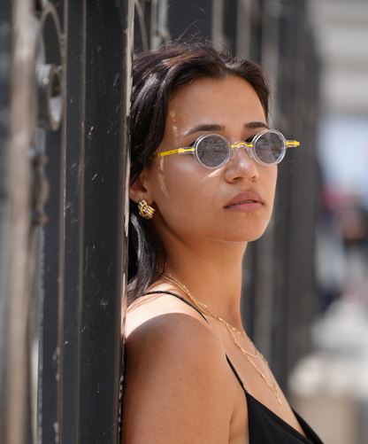 Freesbee Onyx Metal-Acetate Unisex Sunglasses with Tinted Photochromic Lenses